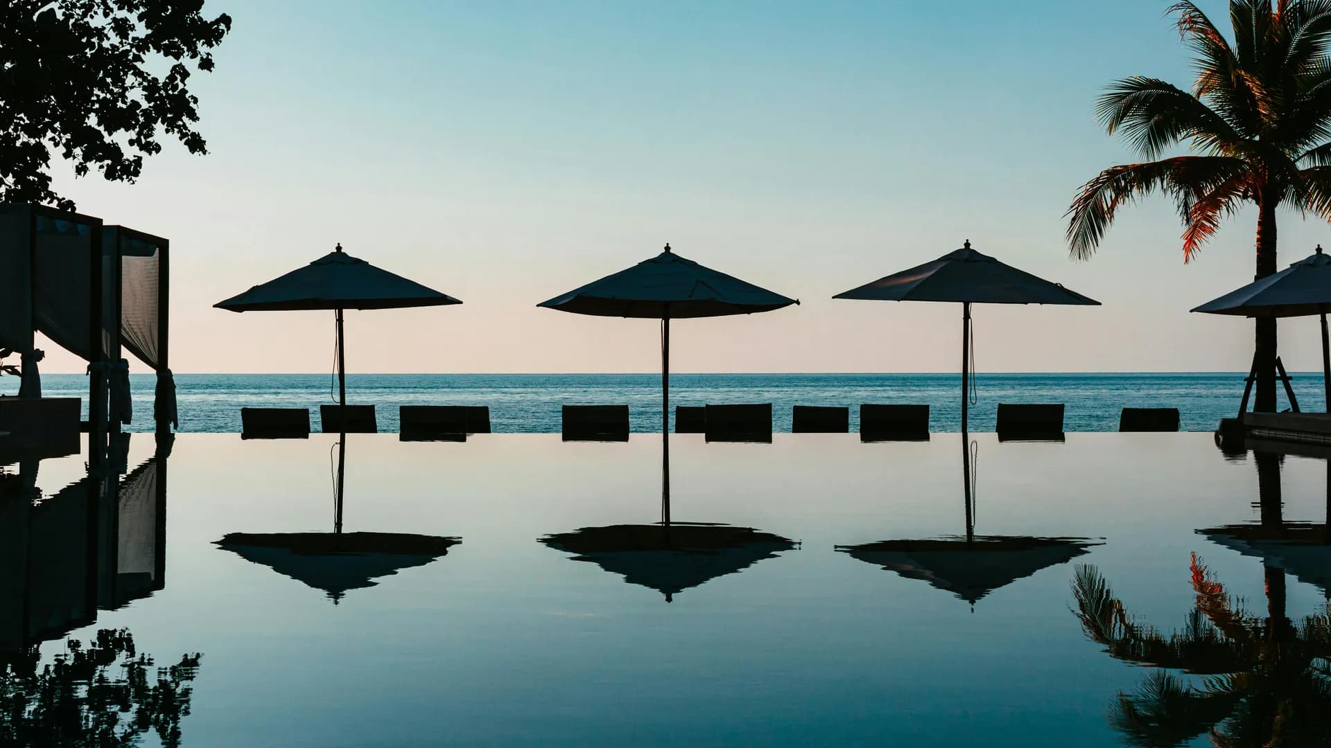 Pauschalreisen Nebensaison 2026: Bis zu 50% sparen außerhalb der Ferien