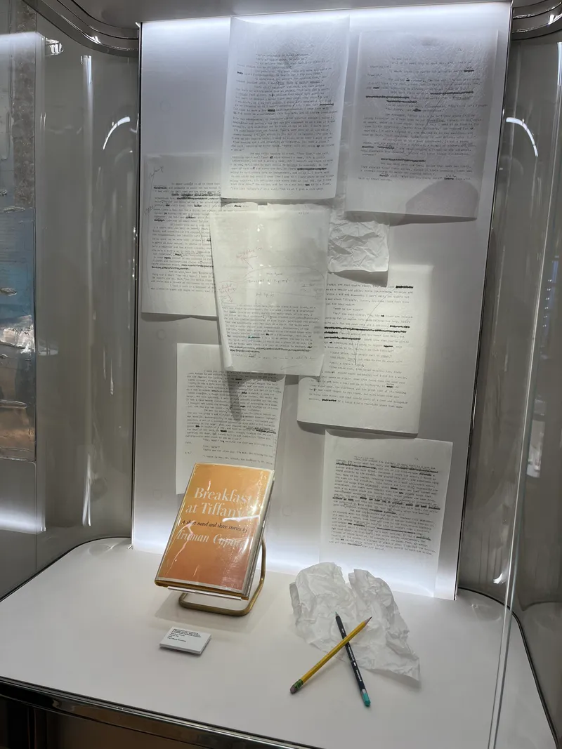 breakfast-at-tiffany-austellung-new-york